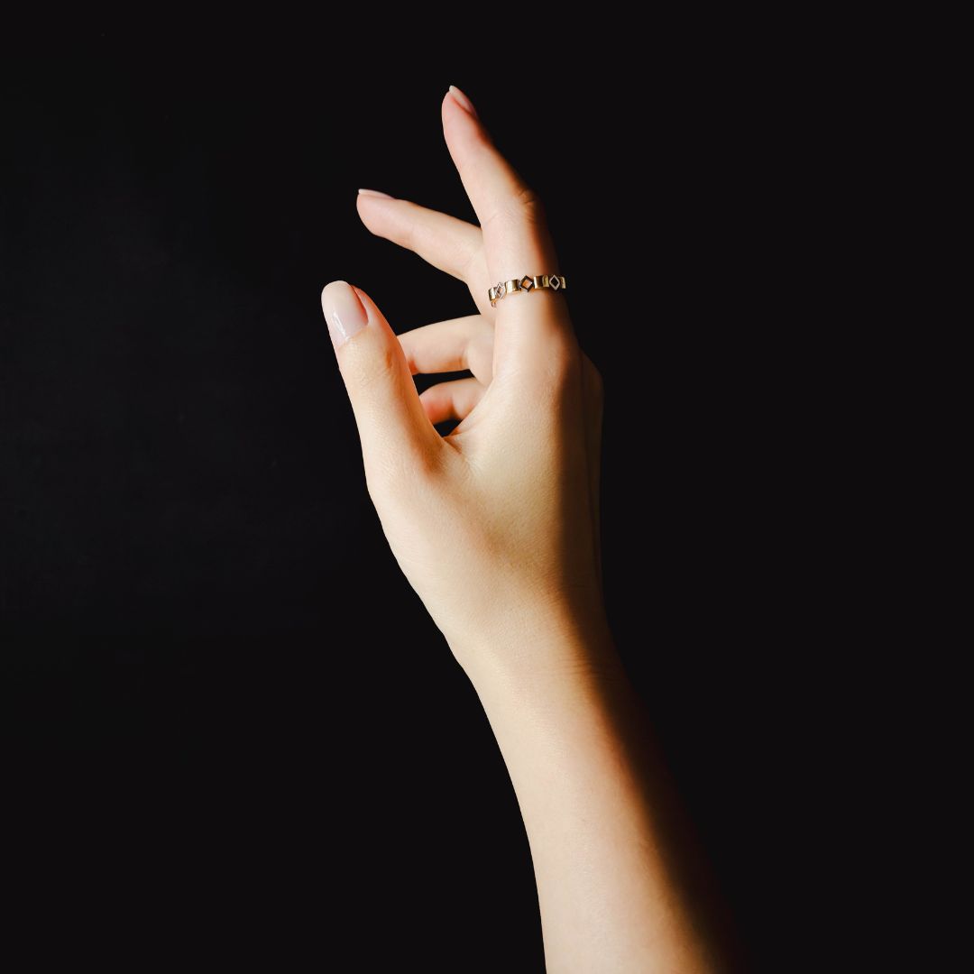 silhouette ring lookbook